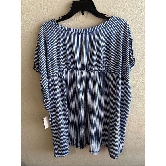 ❤️NWT Westbound Women’s Stripe V-Neck Top - Picture 4 of 5
